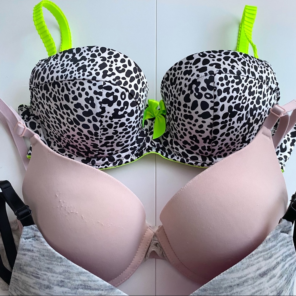 SOLD Bundle of 3 PINK & 1 Victoria’s Secret Push Up Bras - Picture 4 of 9